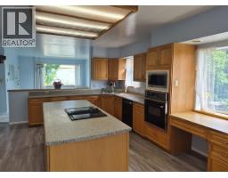 4298 Mcgill Street, Burnaby, BC V5C1M9 Photo 9