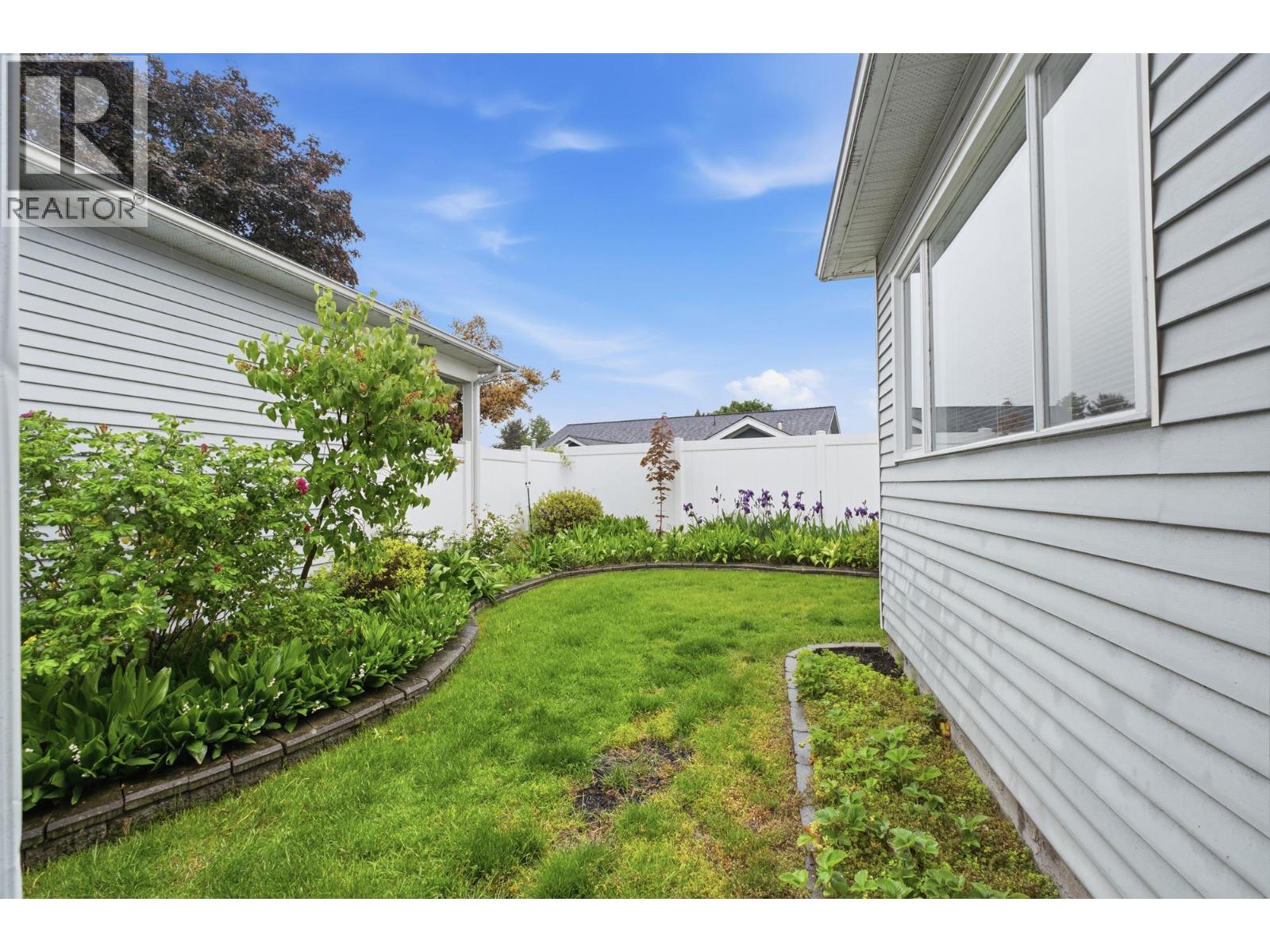 #14 1101 Cameron Avenue - 25