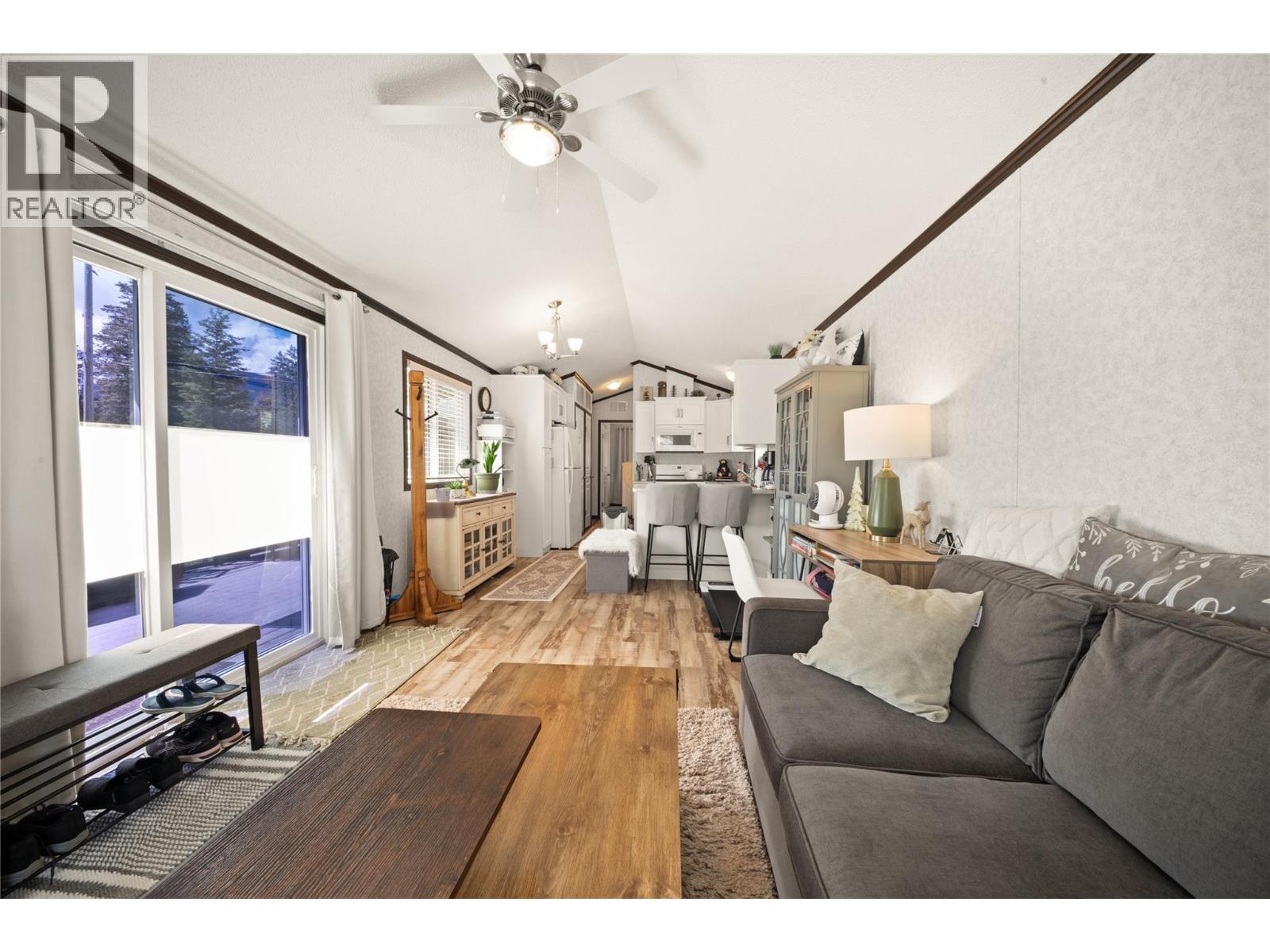 #3 5478 93/95 Highway - 10