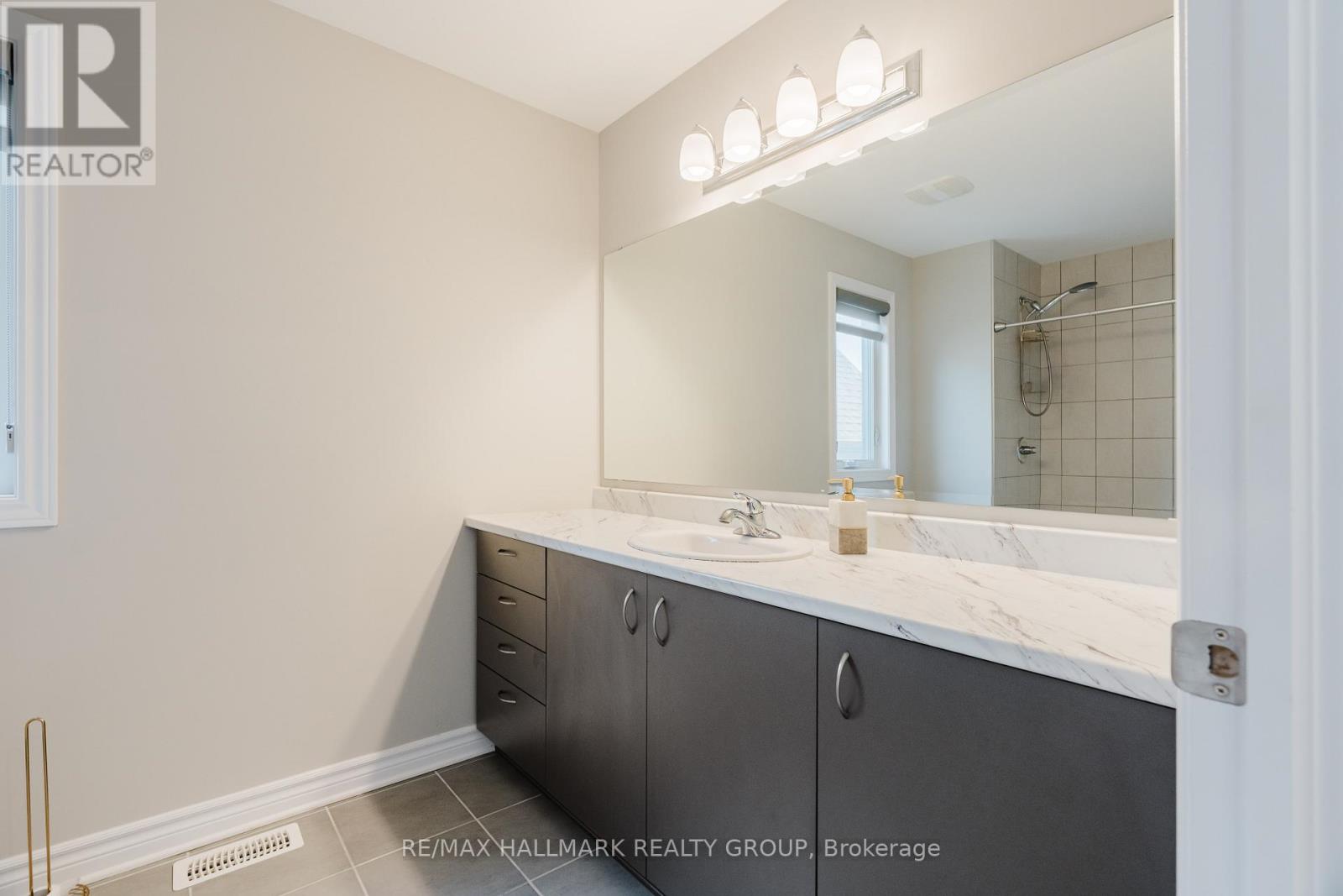 678 EAGLE CREST HEIGHTS - 27