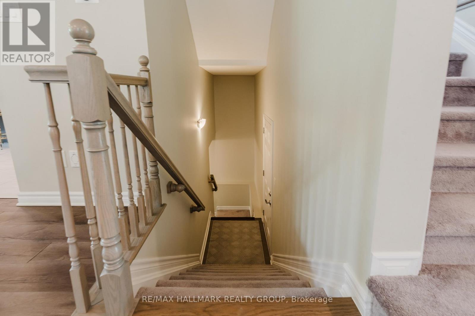 678 EAGLE CREST HEIGHTS - 31