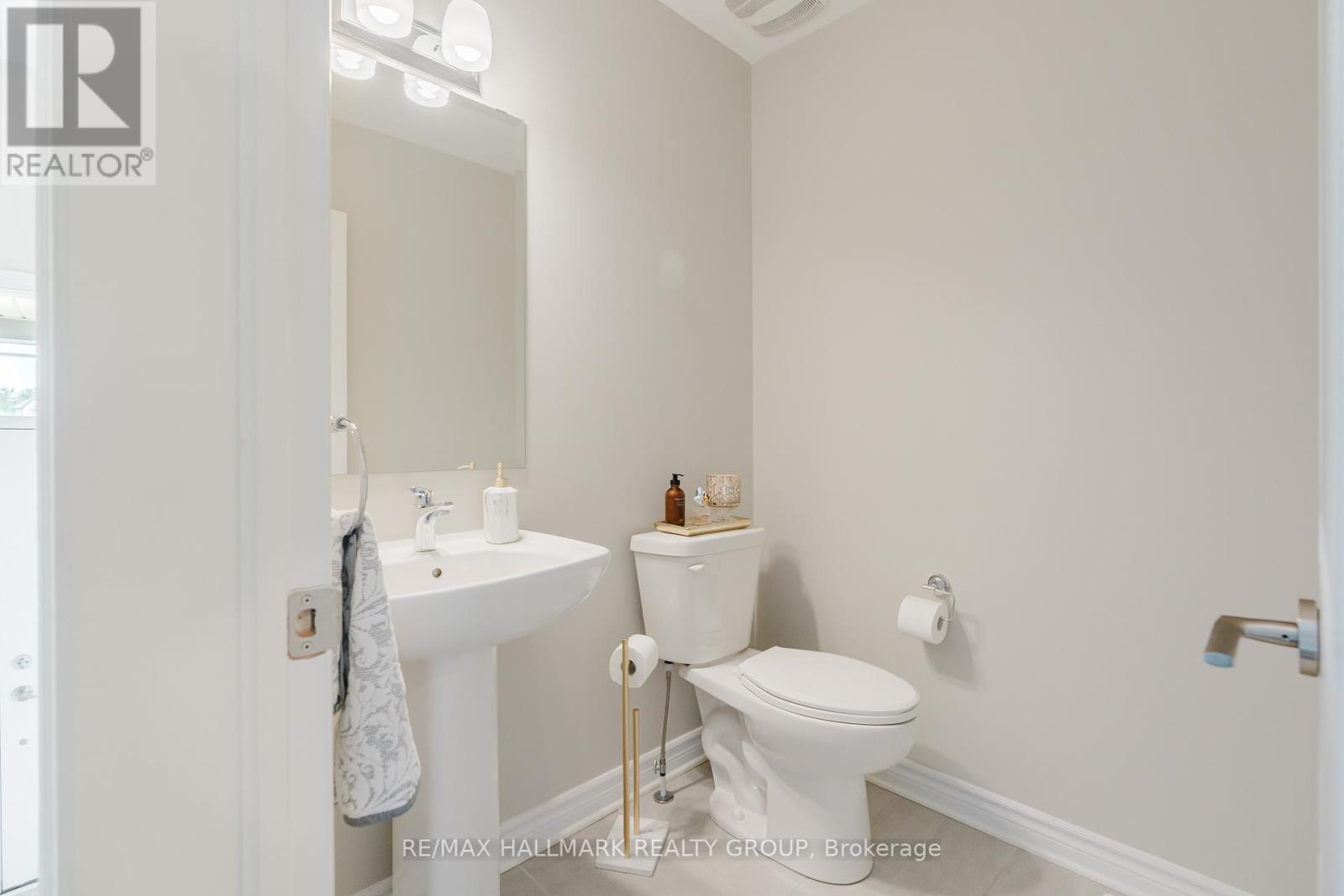 678 EAGLE CREST HEIGHTS - 7