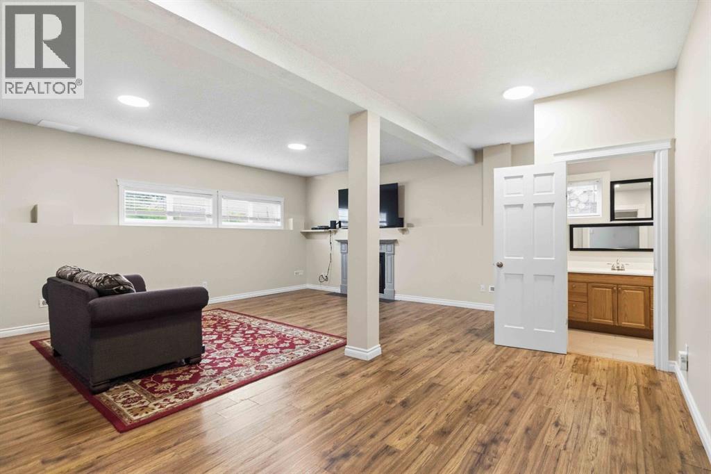 213 Bacon Place — photo 17