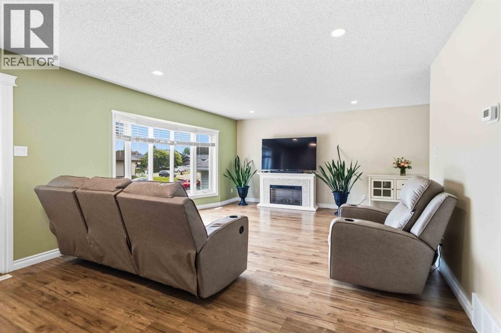 213 Bacon Place - photo 4
