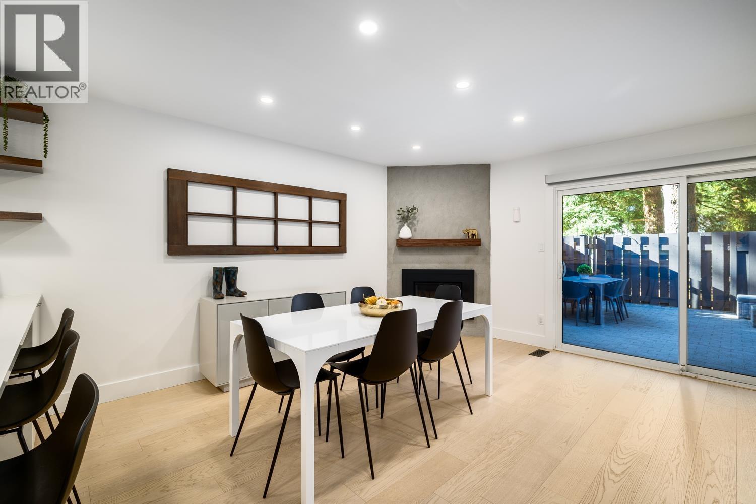 4663 HOSKINS ROAD, North Vancouver