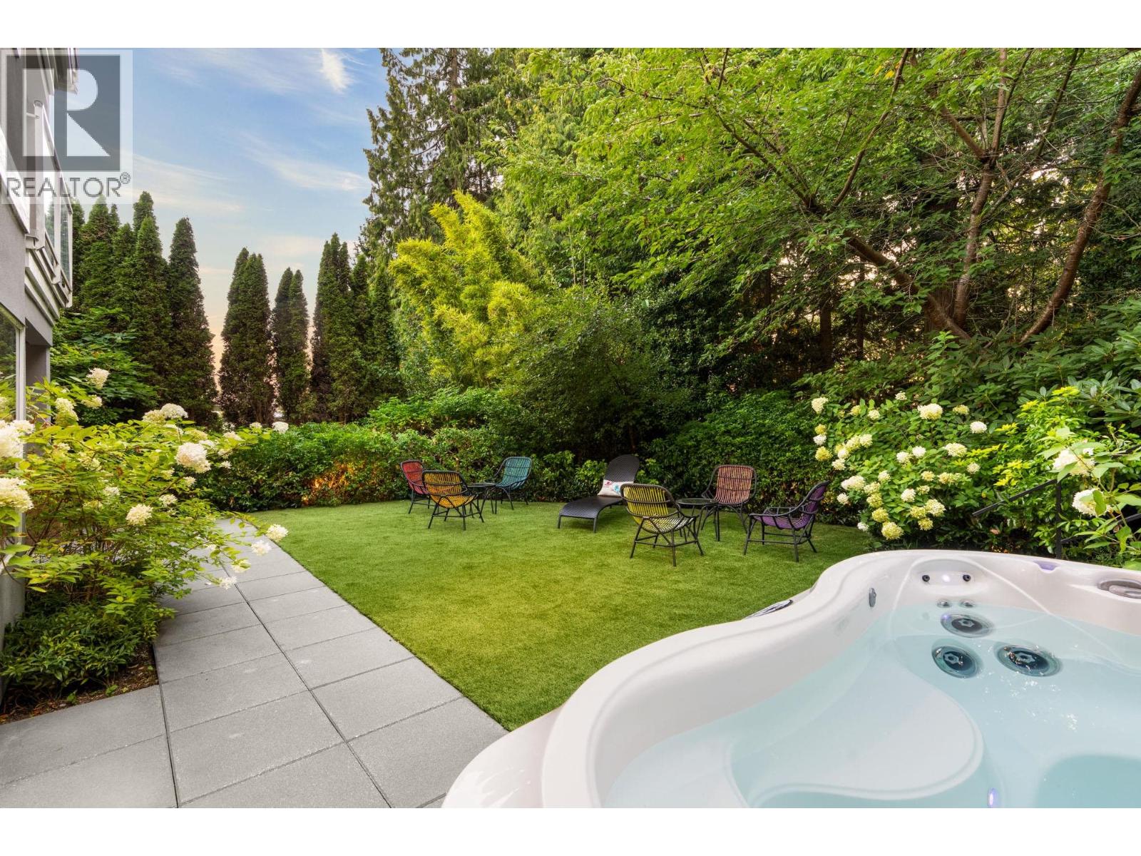 1590 TYROL COURT, West Vancouver