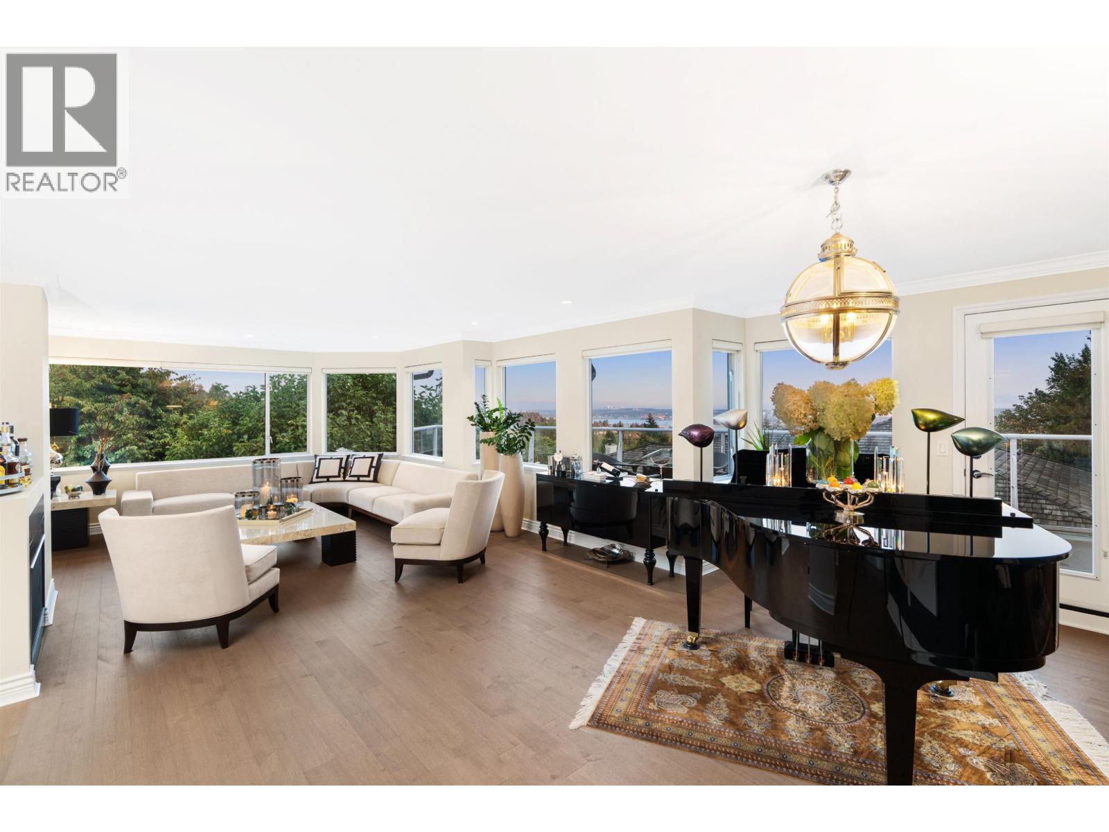1590 TYROL COURT, West Vancouver