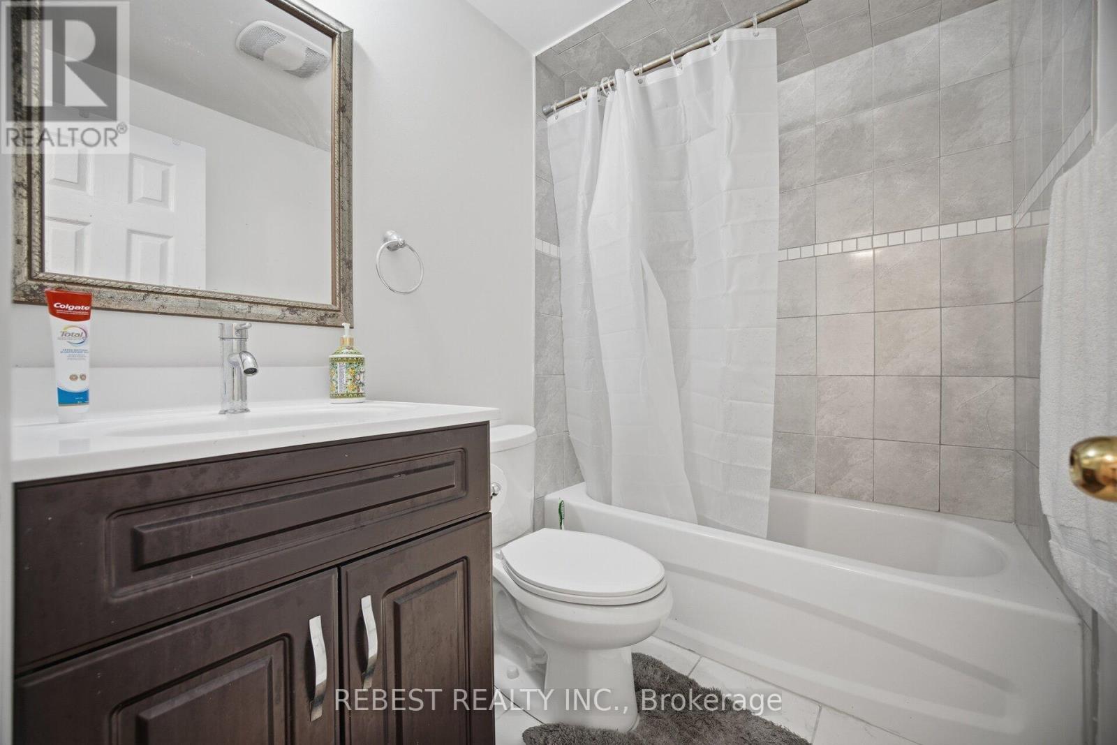 3120 MCCARRON CRESCENT - 31