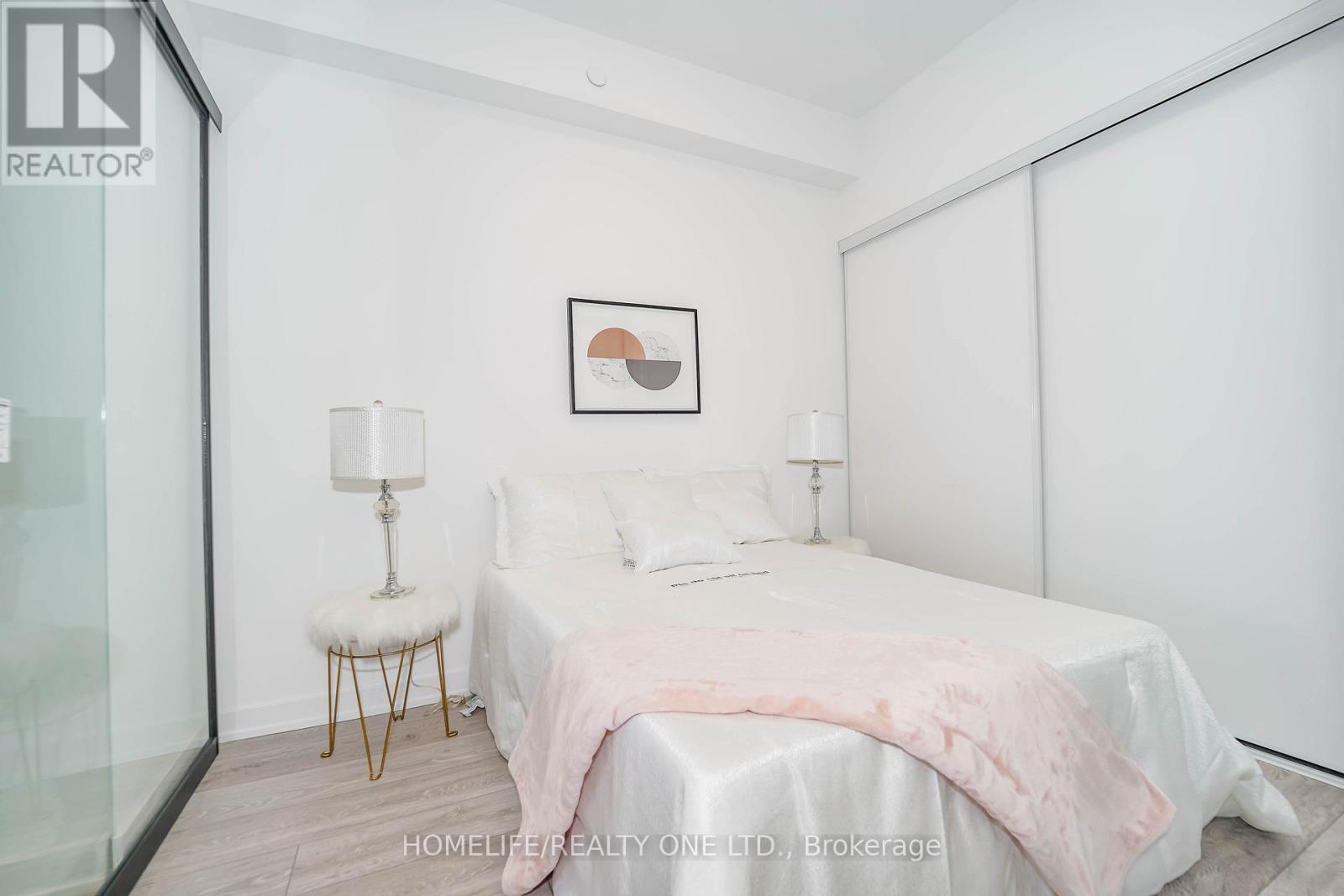 #4803 108 PETER STREET - 13
