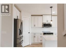9615 Hillcrest Drive, Grande Prairie, AB T8V1A6 Photo 13