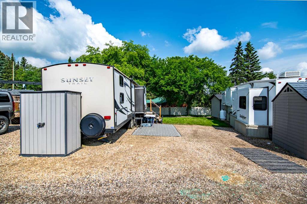 25054 South Pine Lake Road, Rural Red Deer County