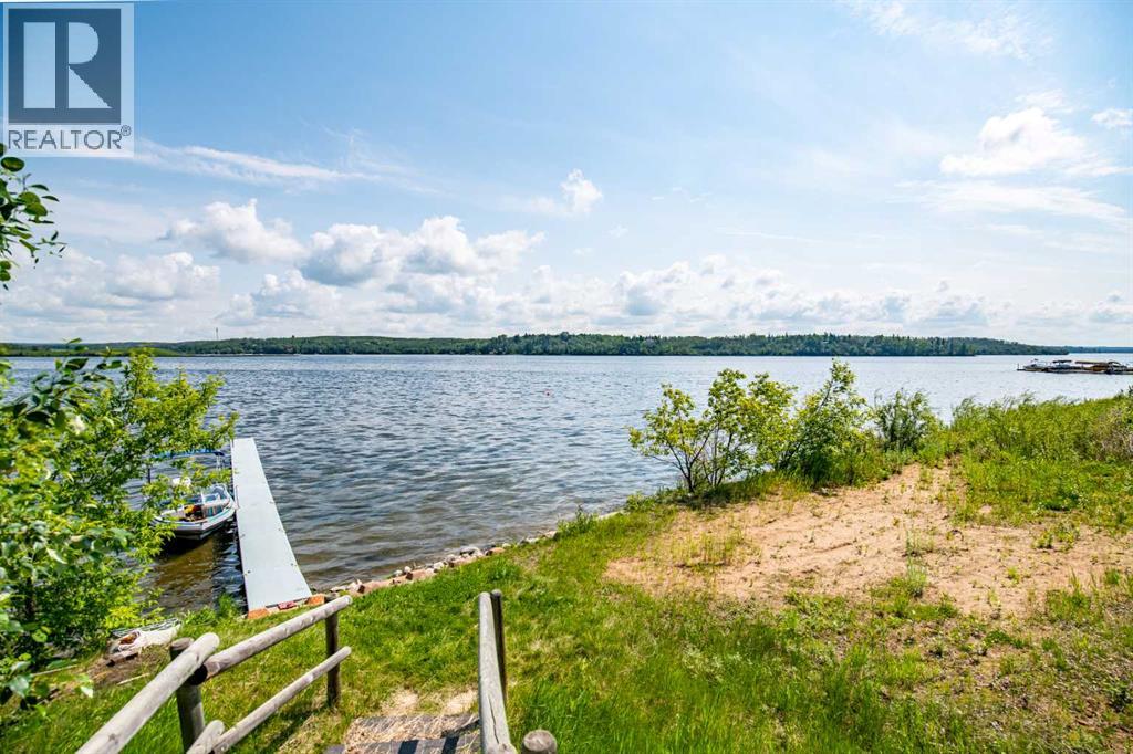 25054 South Pine Lake Road, Rural Red Deer County