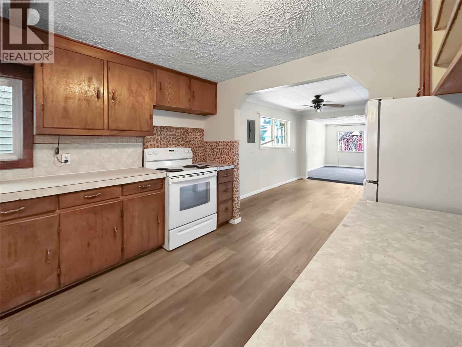 311 WATERFRONT Avenue - 11