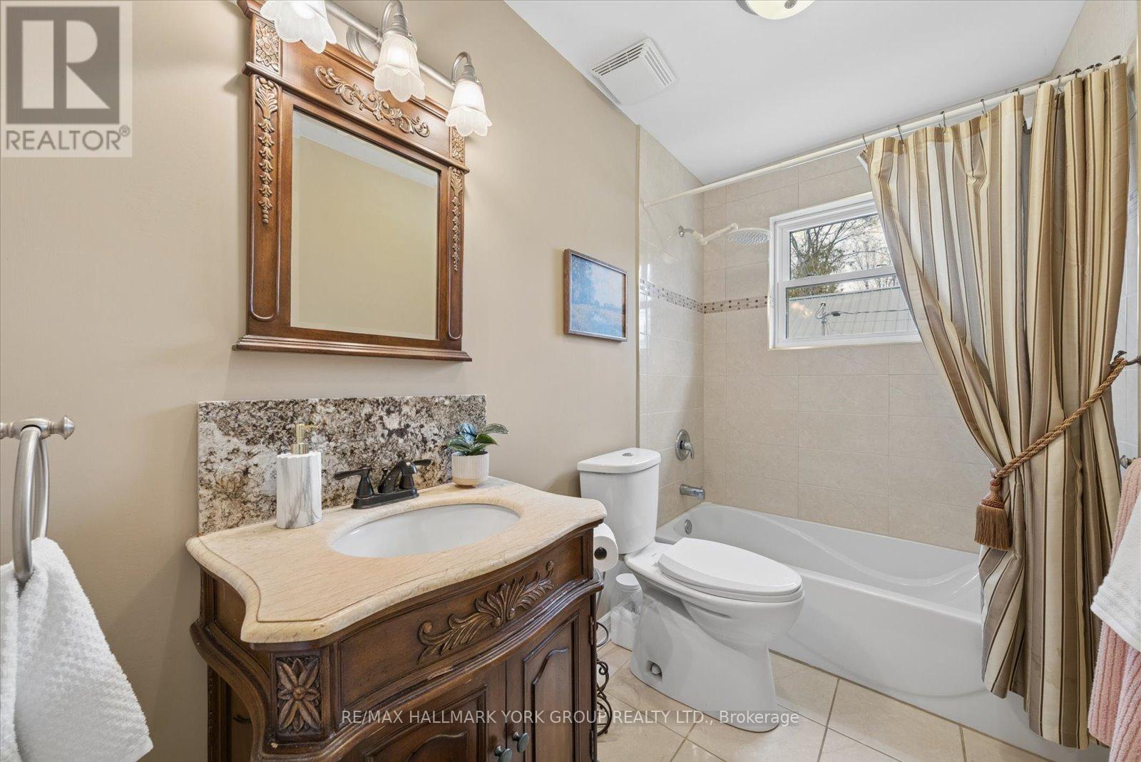 168 IRVING DRIVE - 13