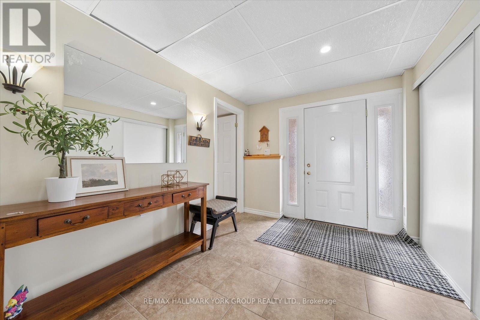 168 IRVING DRIVE - 4
