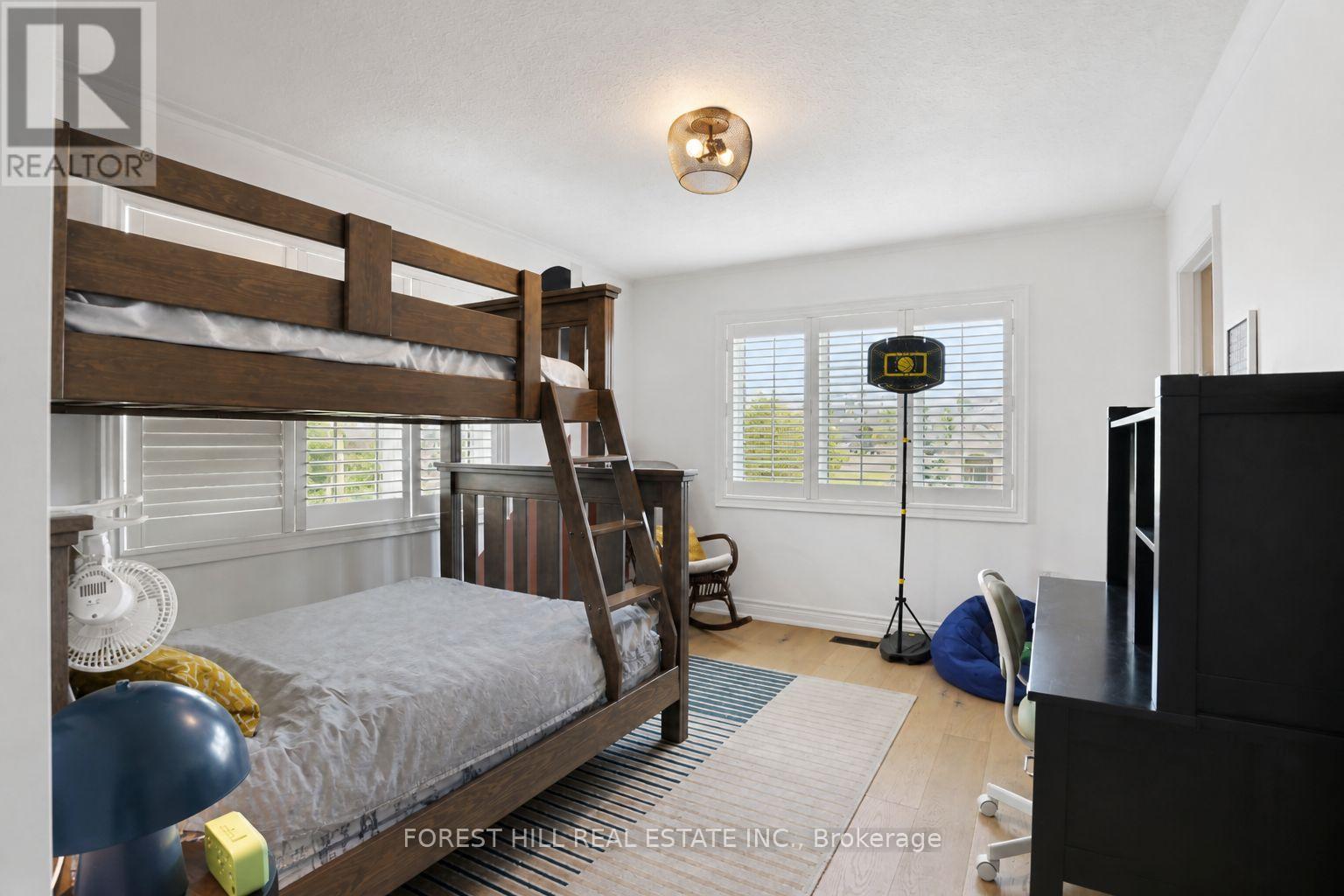 1 HERITAGE ESTATES ROAD - 35