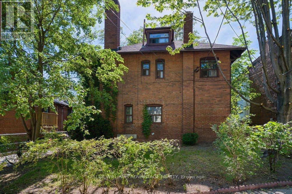 24 INDIAN ROAD CRESCENT - 2