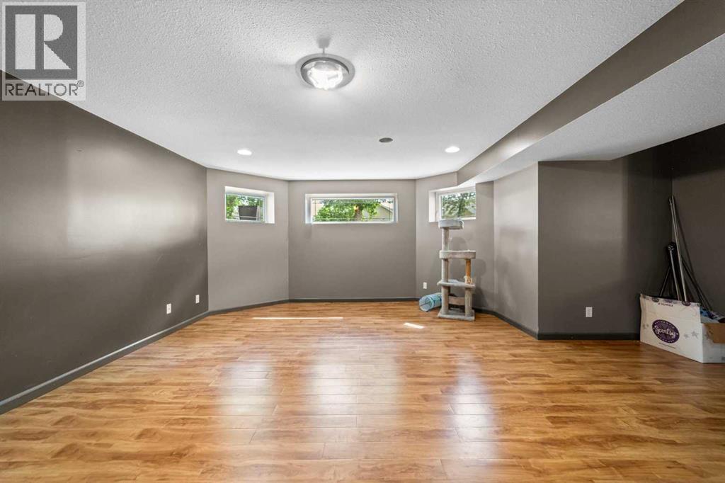 5224 43 Street - 21