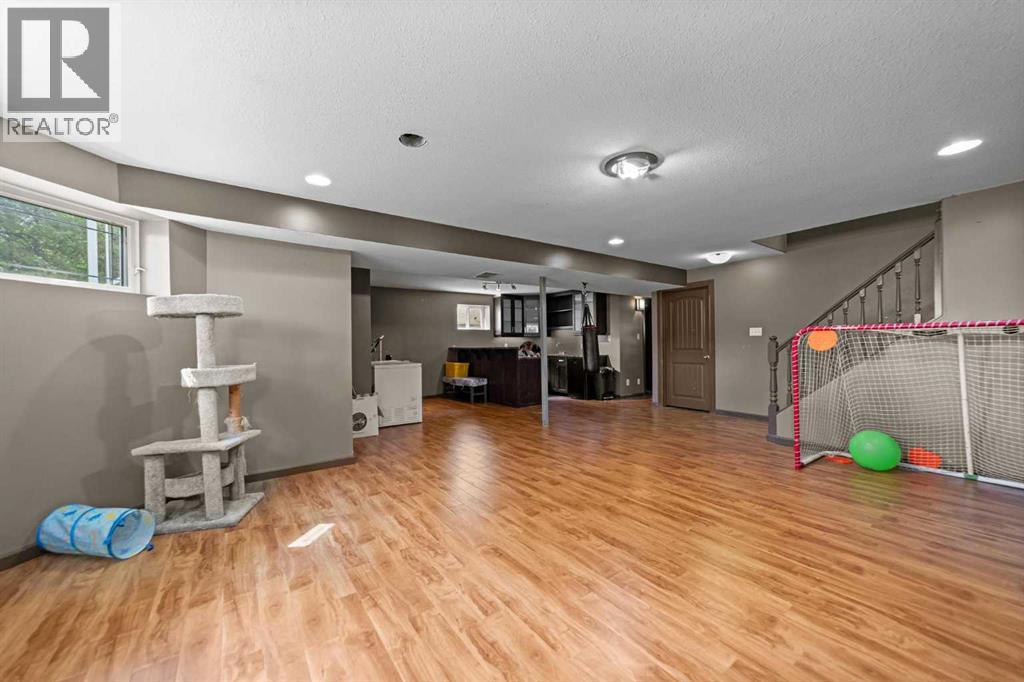 5224 43 Street - 22