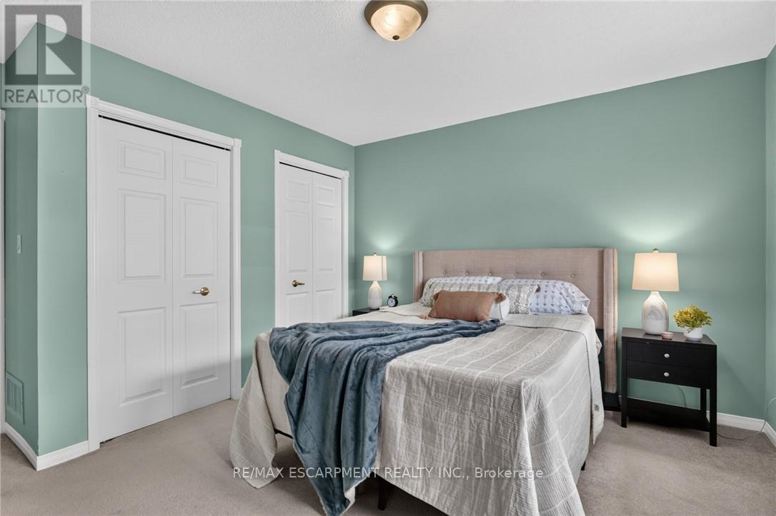 11 GARDEN DRIVE - Image 19