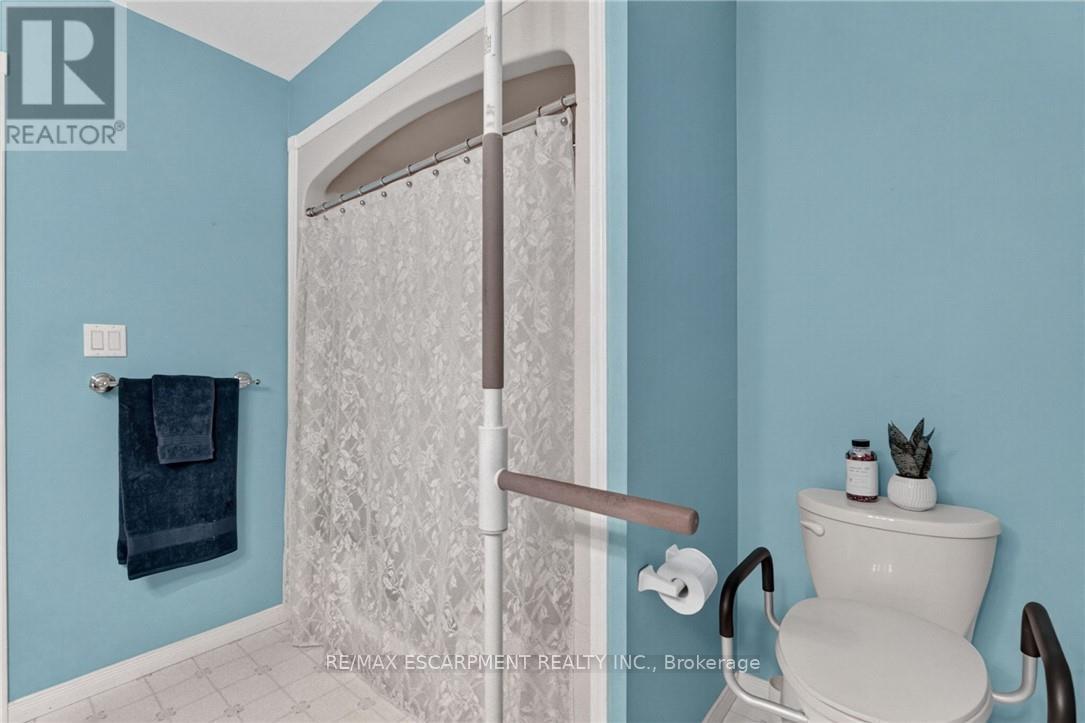 11 GARDEN DRIVE - Image 21