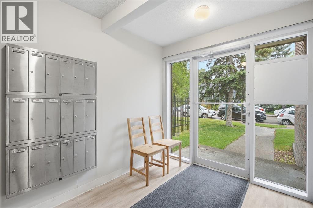 1405 17 Avenue NW - 11