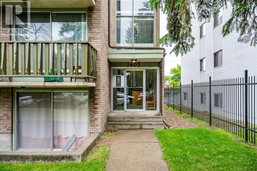 1405 17 Avenue NW - 10