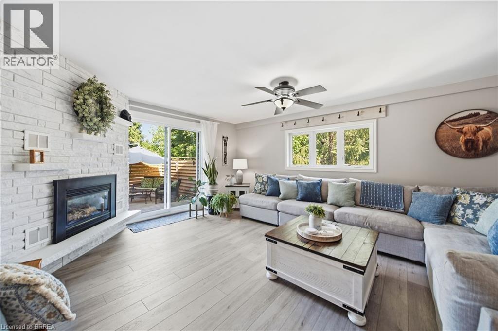3-bedroom home for sale at 58 MUNSEE Street N, Cayuga ON · photo 12 of 35
