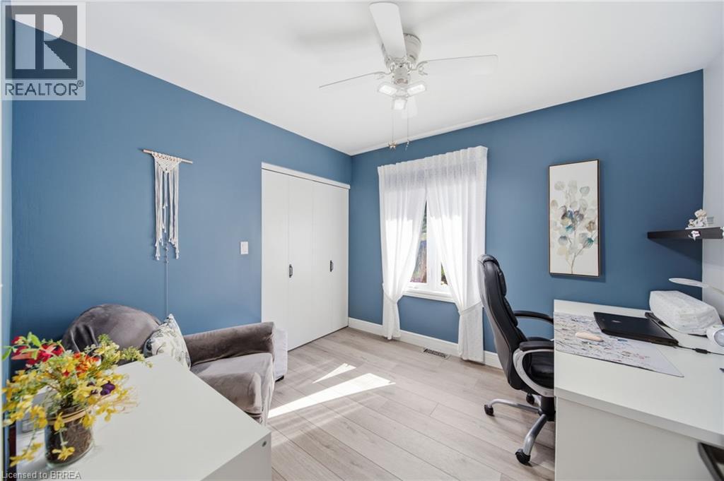 3-bedroom home for sale at 58 MUNSEE Street N, Cayuga ON · photo 19 of 35