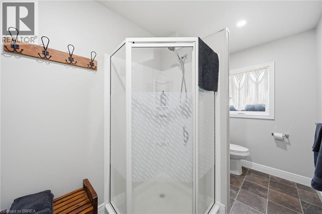 3-bedroom home for sale at 58 MUNSEE Street N, Cayuga ON · photo 21 of 35