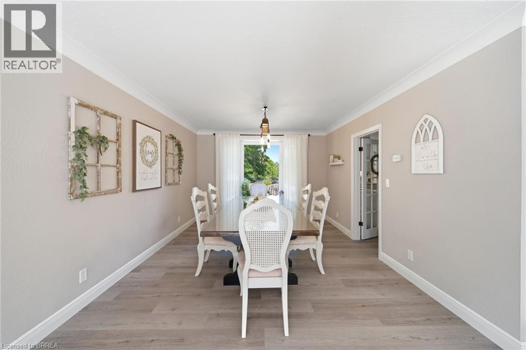 3-bedroom home for sale at 58 MUNSEE Street N, Cayuga ON · photo 5 of 35