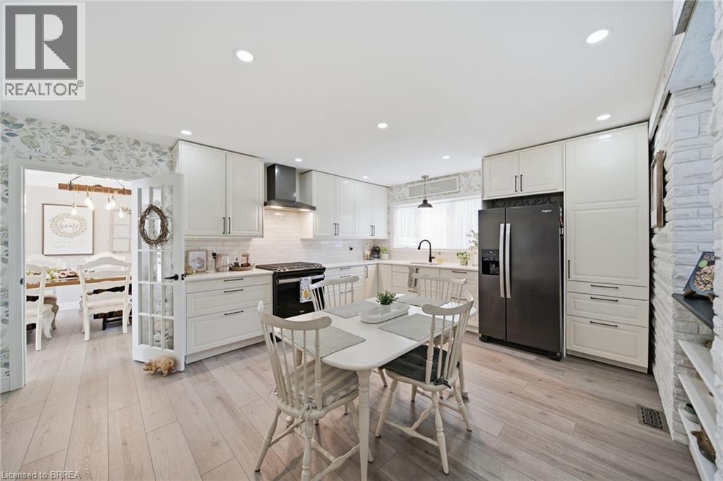 3-bedroom home for sale at 58 MUNSEE Street N, Cayuga ON · photo 8 of 35