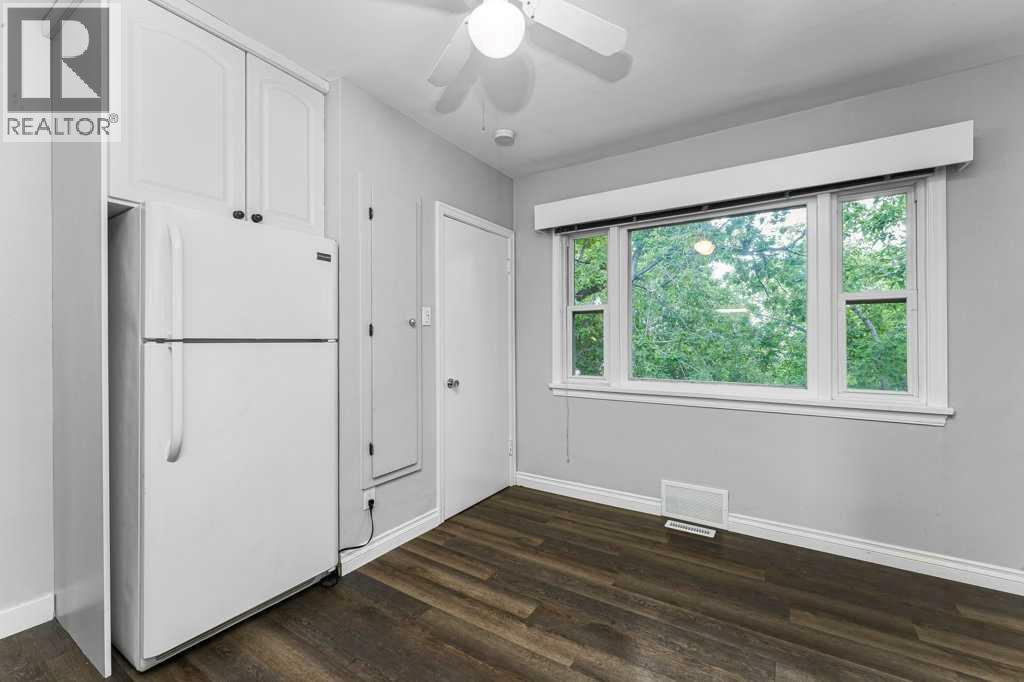 2216 19 Street SW - 19