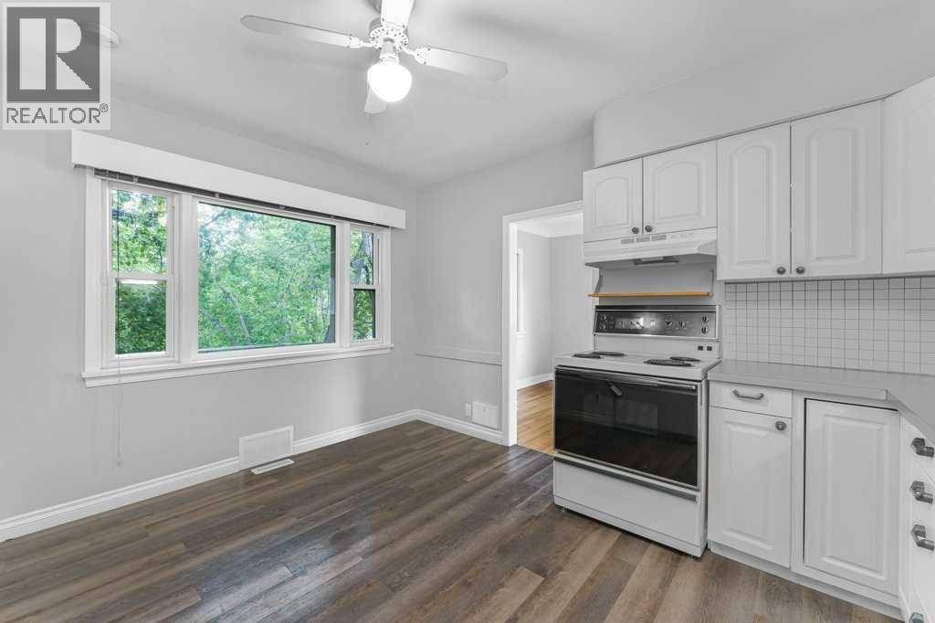 2216 19 Street SW - 20