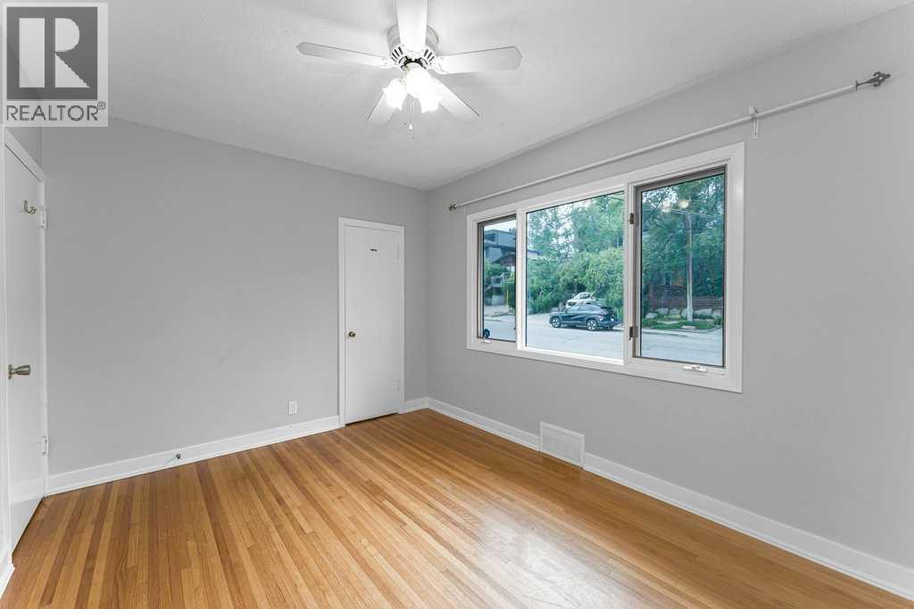 2216 19 Street SW - 25