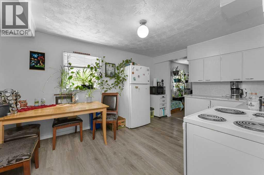 2216 19 Street SW — photo 29