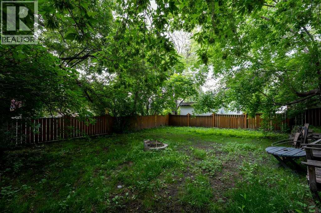 2216 19 Street SW — photo 41