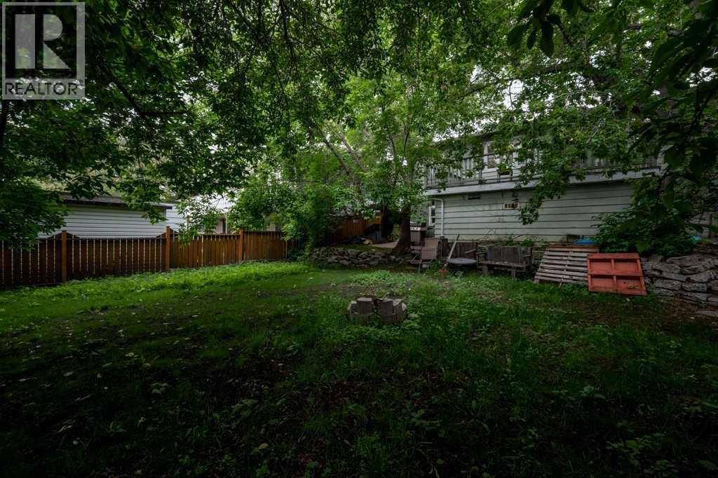 2216 19 Street SW - 44