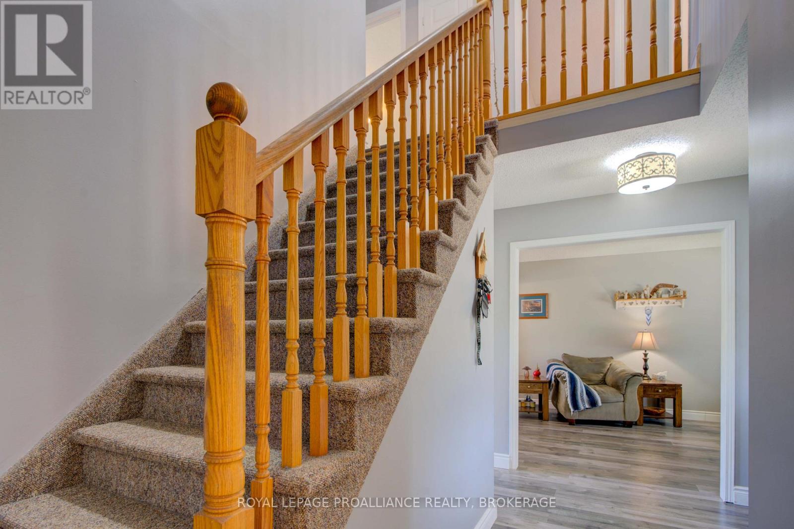 1078 LOMBARDY STREET - 16