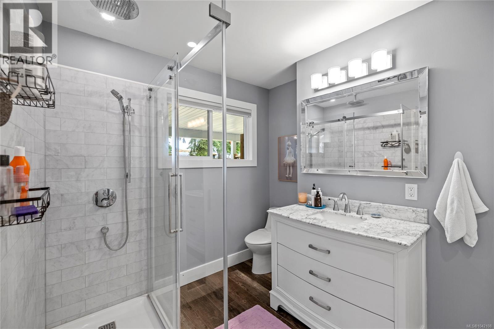 384 McKillop Dr - 17