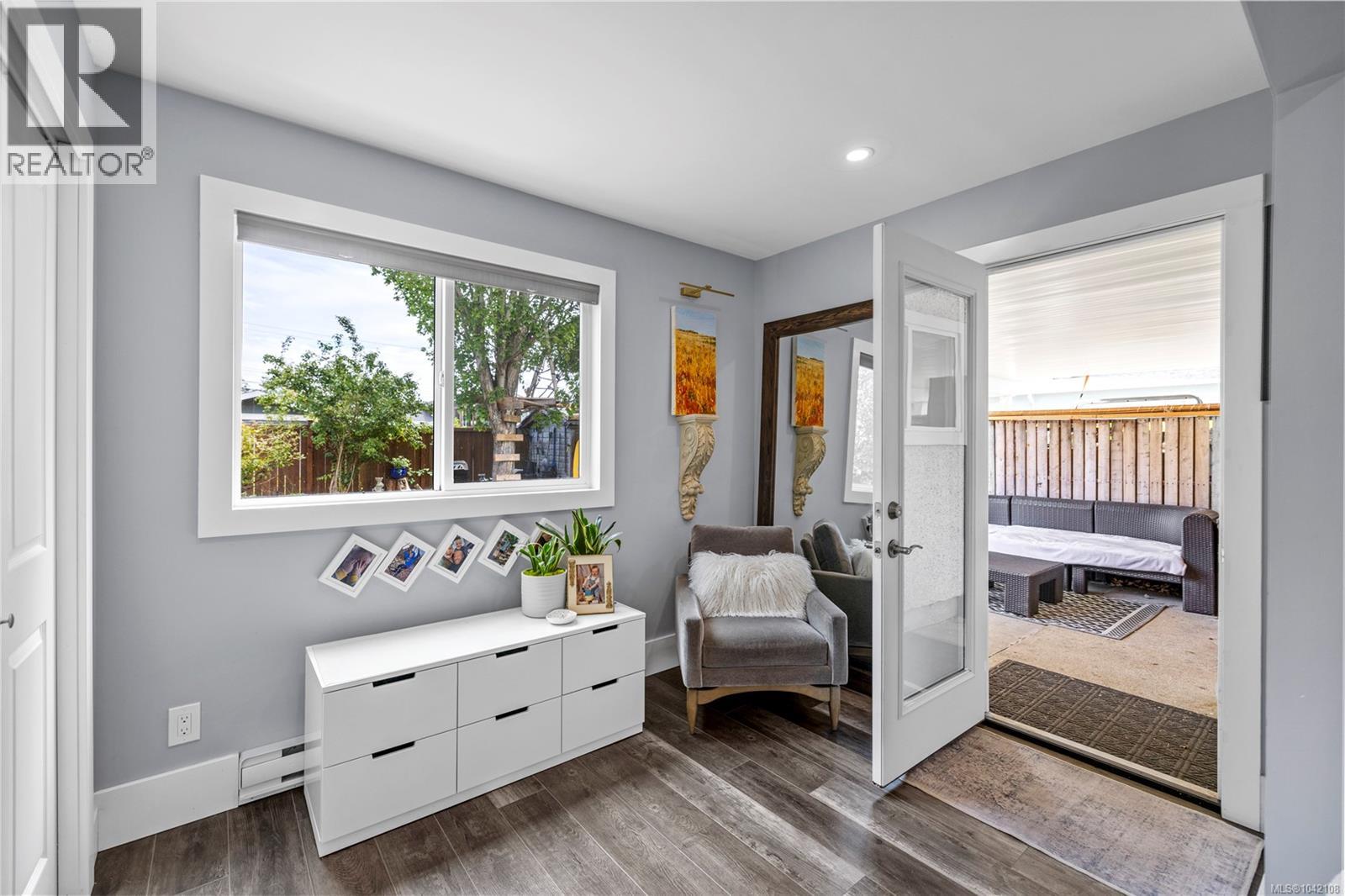 384 McKillop Dr - 18