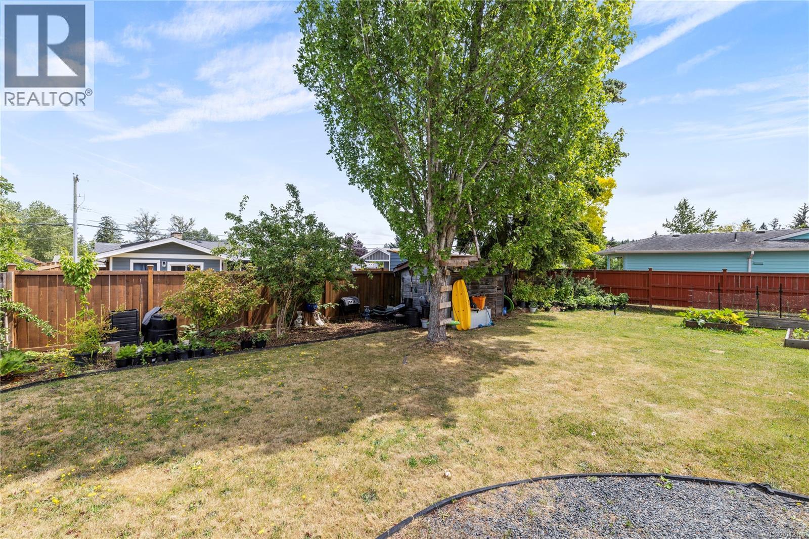 384 McKillop Dr - 36