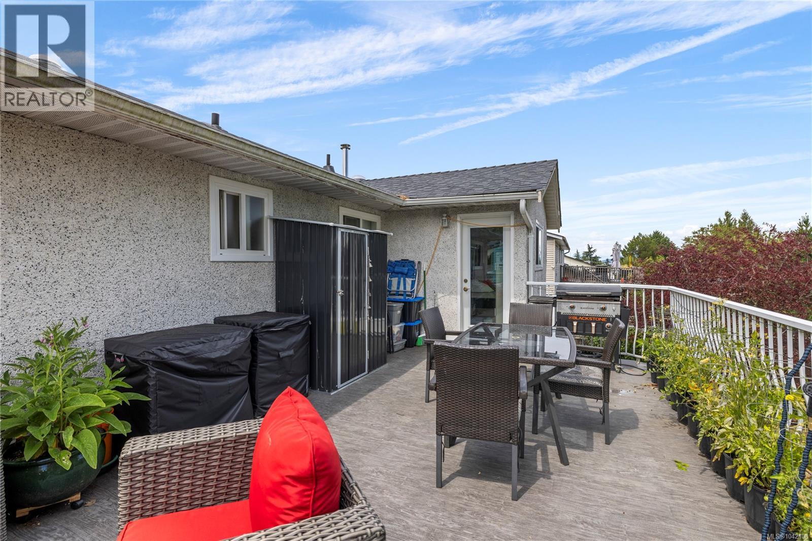 384 McKillop Dr - 44