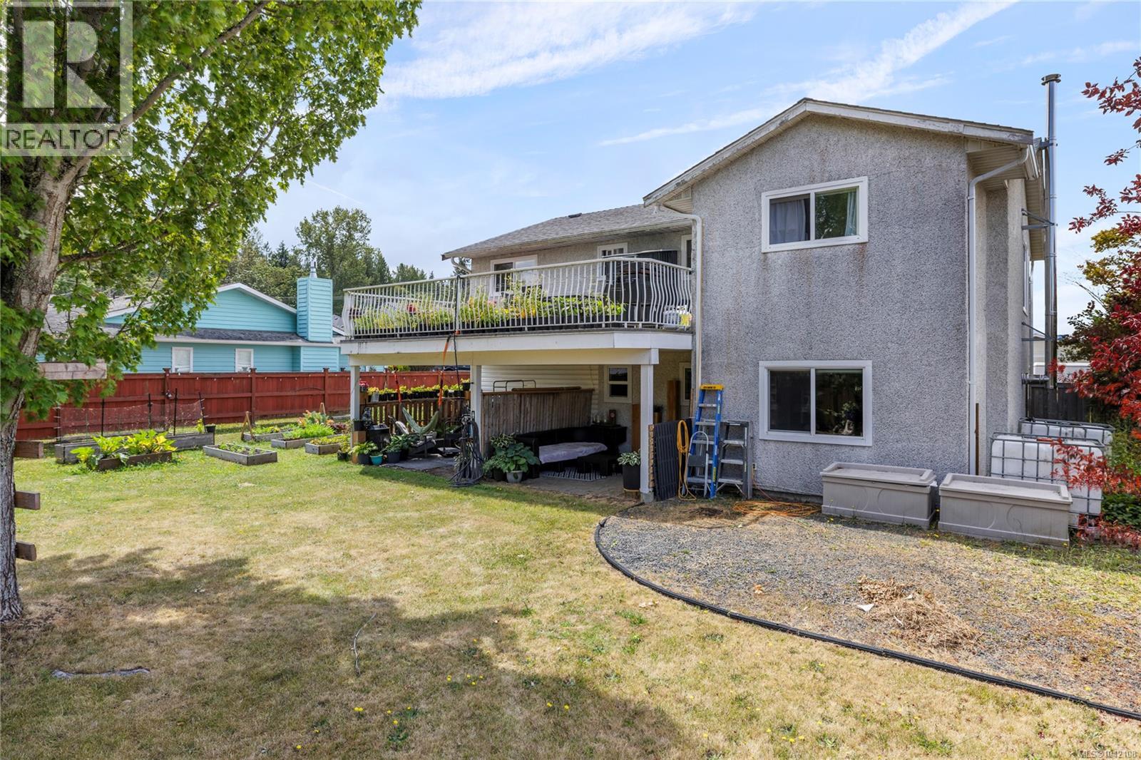 384 McKillop Dr - 8