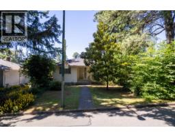 4507 Todd Street, Vancouver, BC V5R3P7 Photo 8