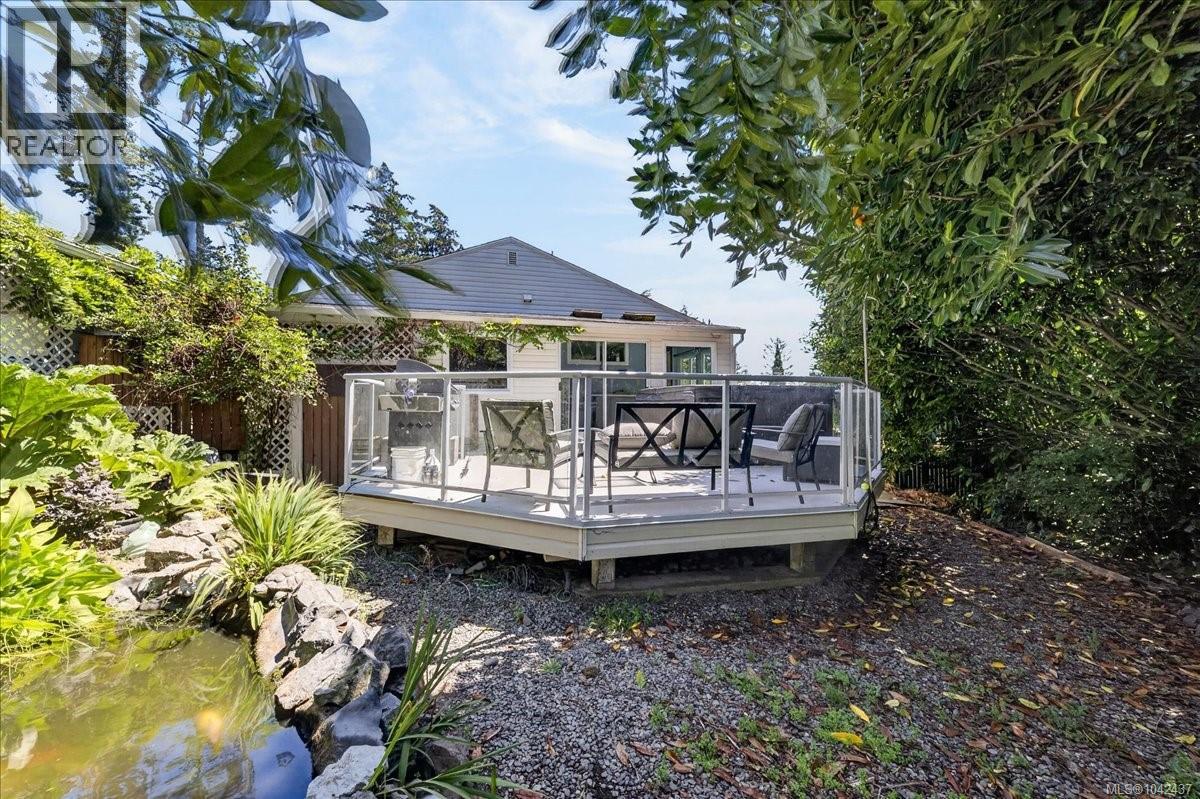 2216 Carpenter Rd - 1