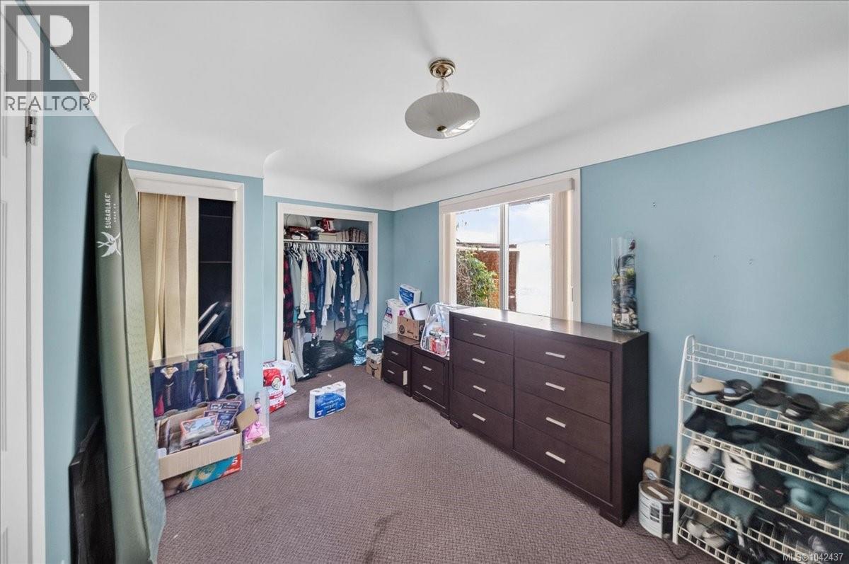 2216 Carpenter Rd - 16