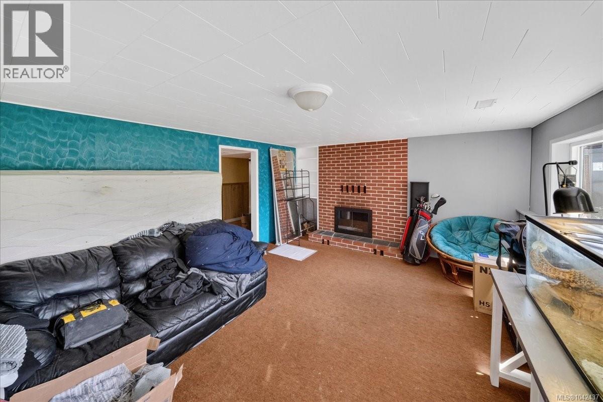 2216 Carpenter Rd - 24