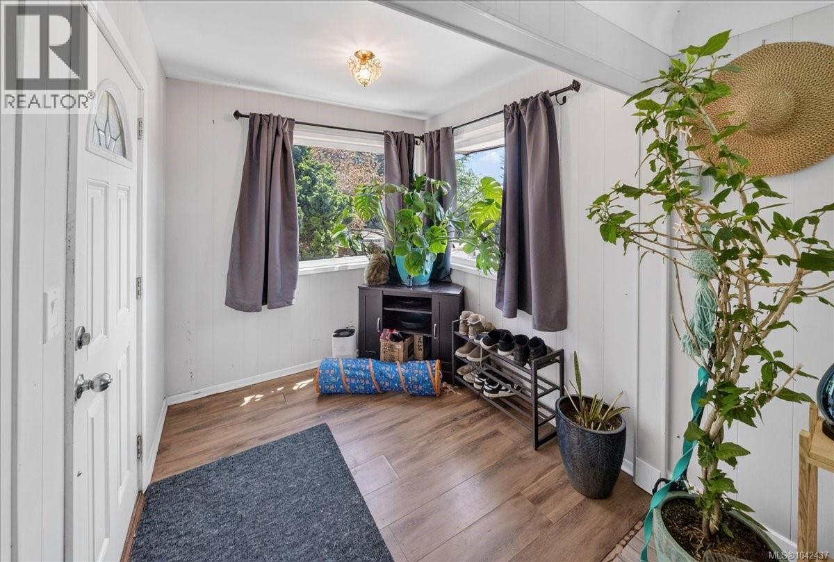 2216 Carpenter Rd - 3
