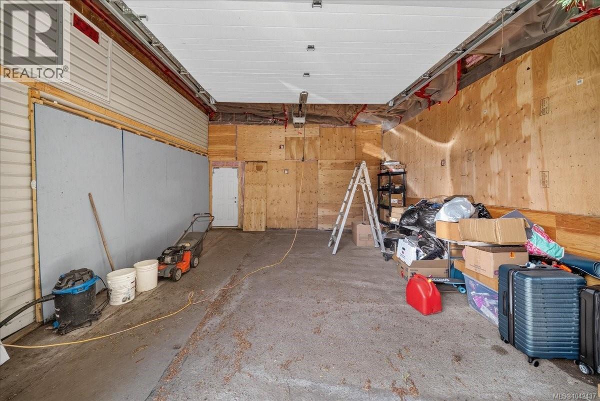2216 Carpenter Rd - 44